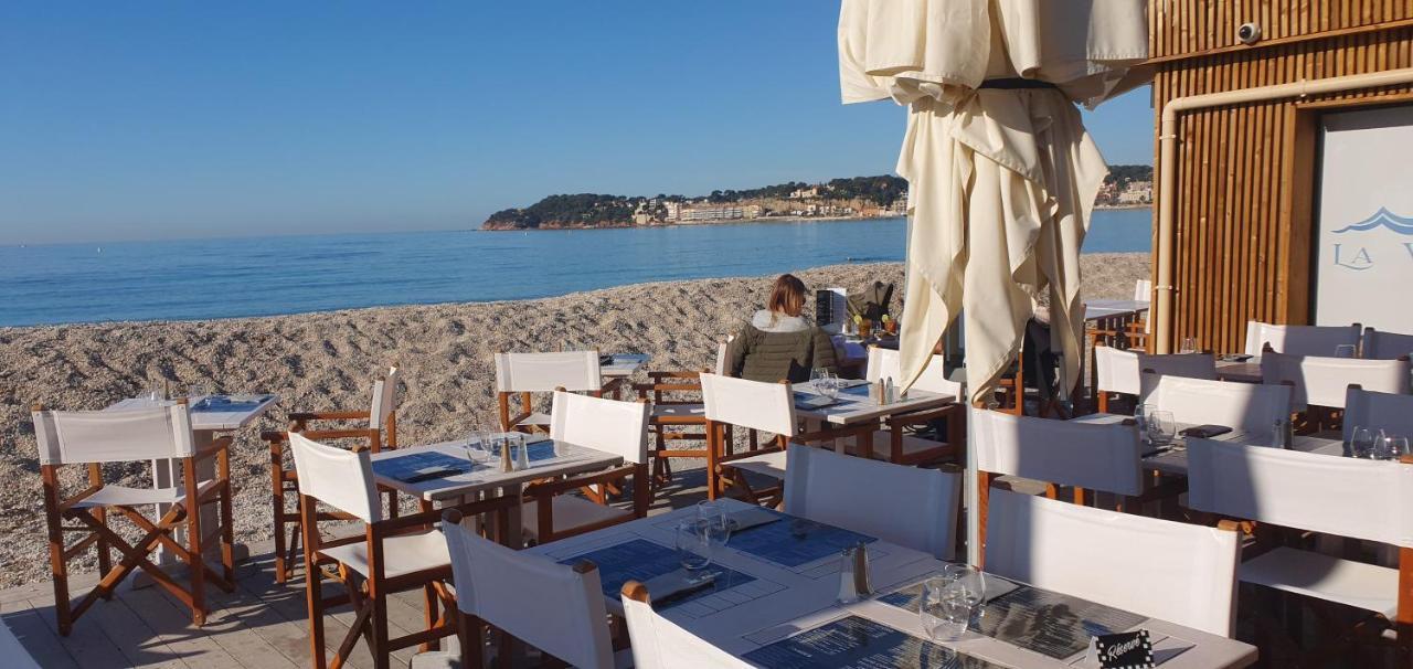 Appartement Entier Au Dessus De Villa, Climatisation Reversible Poele A Bois Tres Chaleureux , Wi Fi Parking Privee Gratuit Situation 500 M, Plage Et Centre Ville Санари-сюр-Мер Экстерьер фото
