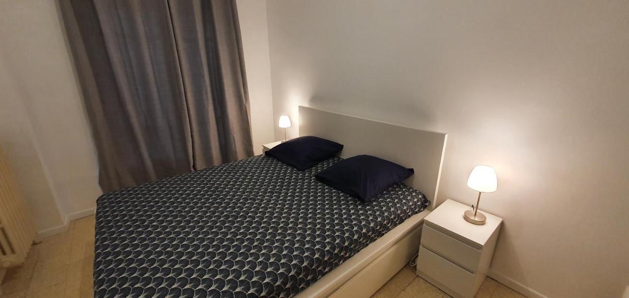 Appartement Entier Au Dessus De Villa, Climatisation Reversible Poele A Bois Tres Chaleureux , Wi Fi Parking Privee Gratuit Situation 500 M, Plage Et Centre Ville Санари-сюр-Мер Экстерьер фото
